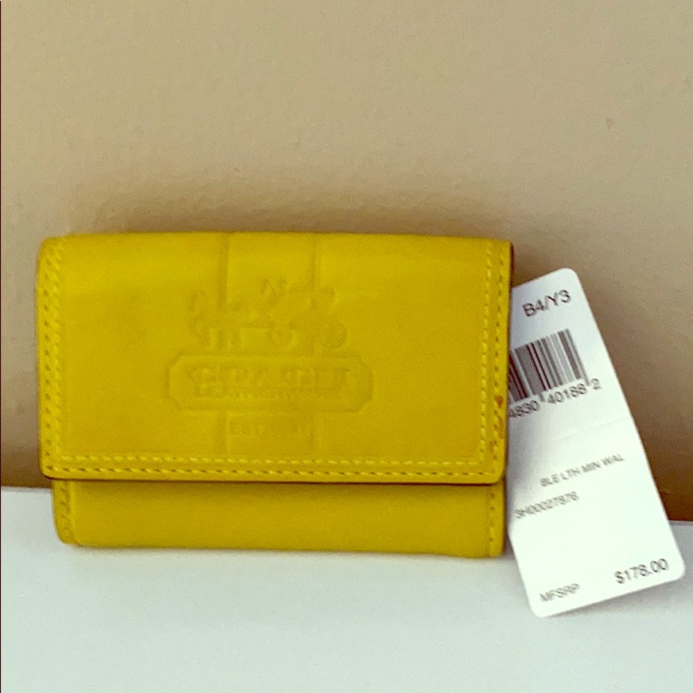 Coach leather wallet excellent condition bill fold